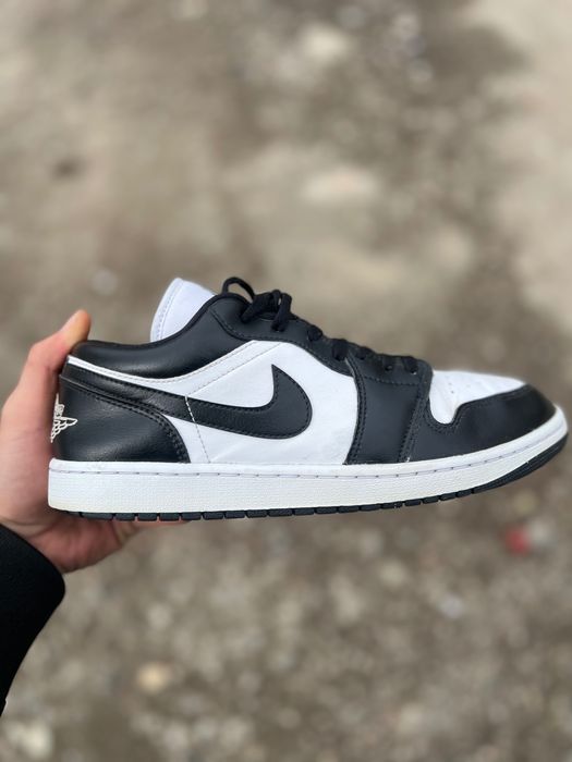 Vand adidadi nike adidas jordan !!