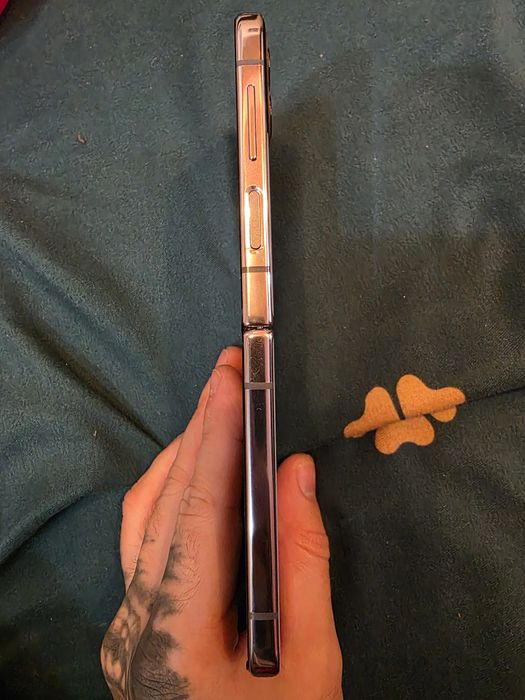 Samsung Z Flip 4 5G 256GB