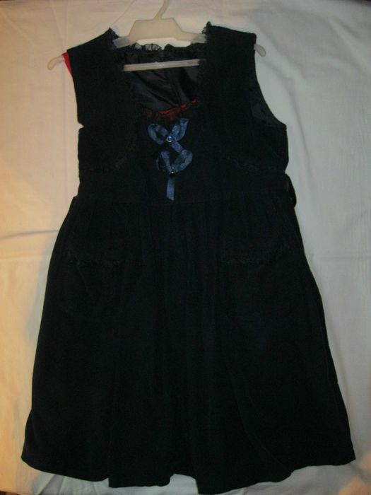 Одежда на школьницу