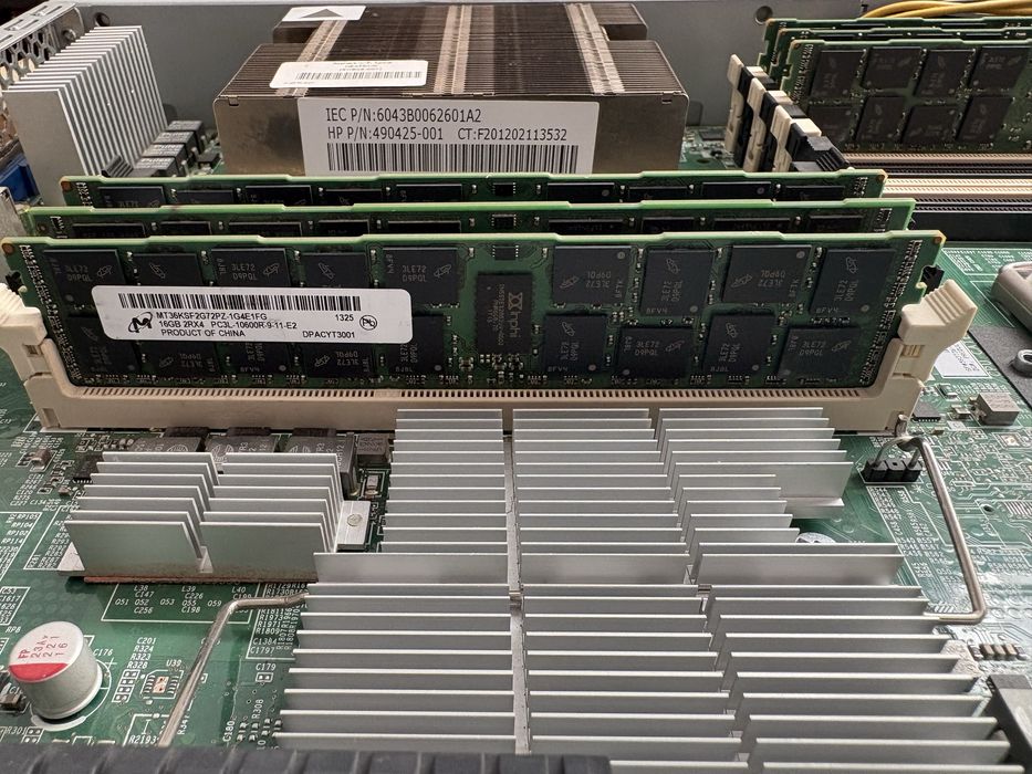 Server HP ProLiant SE316M1 / DE VANZARE / PIESE / SCHIMB