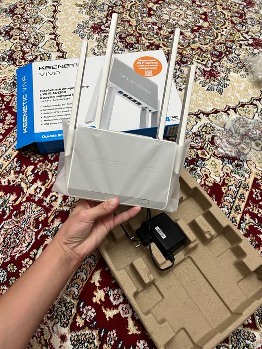 Wi-Fi роутер Keenetic Viva KN-1910 Белый