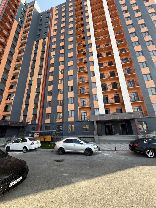 Срочна квартира сотилади сергели бобир махалла