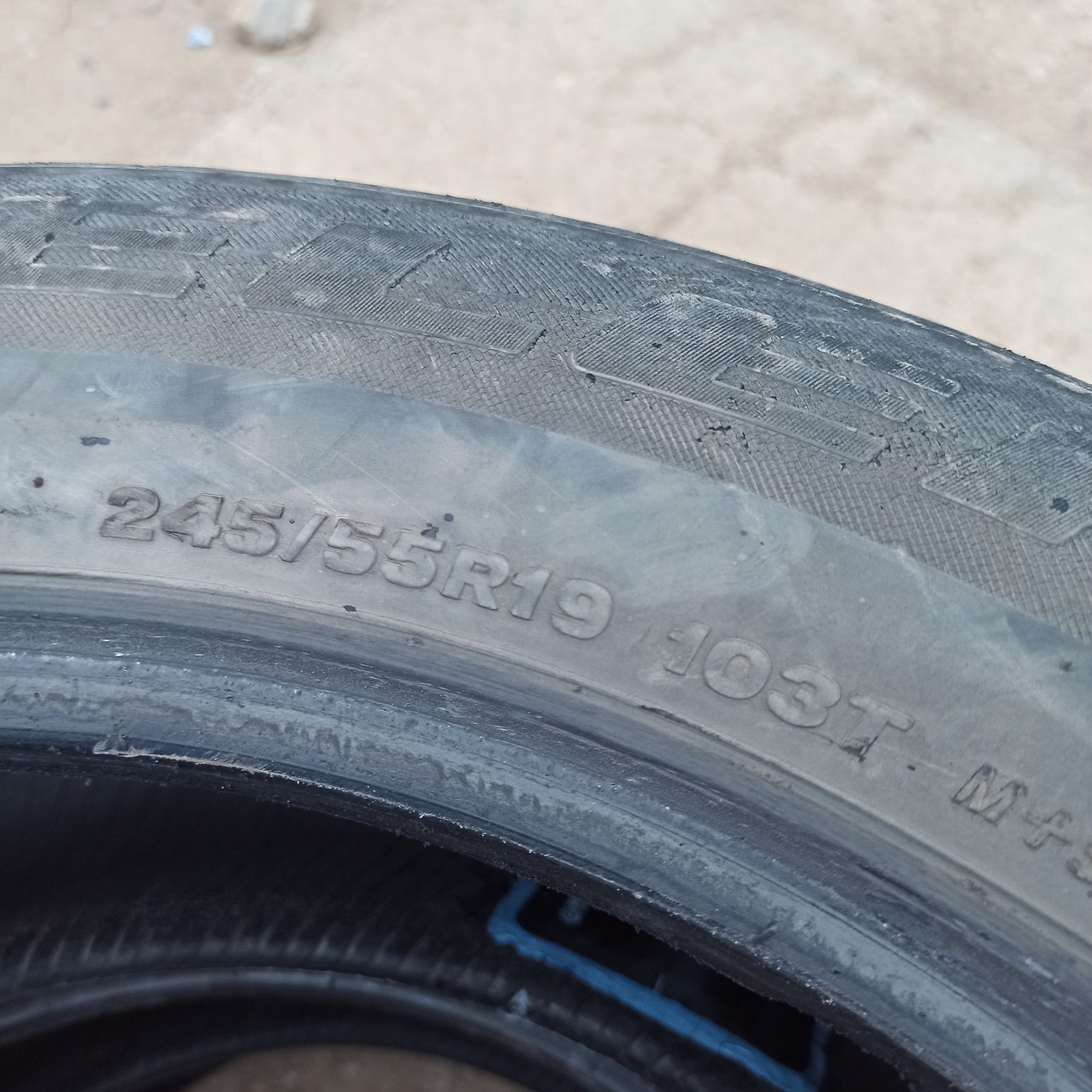 Шины Bridgestone 245/55R29