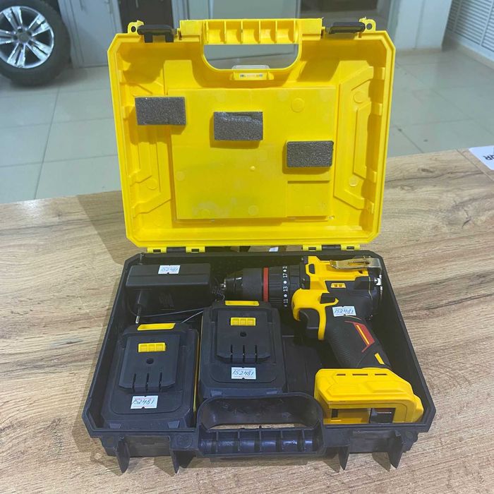 к162/Шуруповерт No Name/sk152481