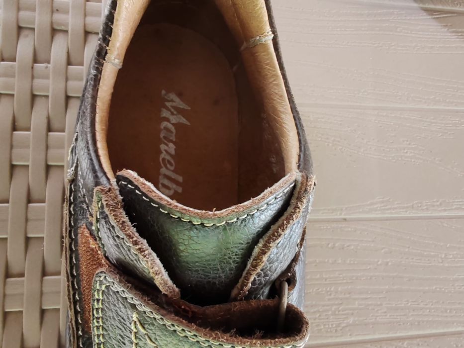 Incălțăminte vintage