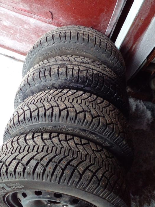 Зимние колеса с железными дисками