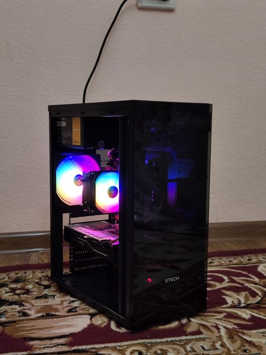 Продам мощный игравой компьютер пк кейс 
Характеристики:
• Материнская