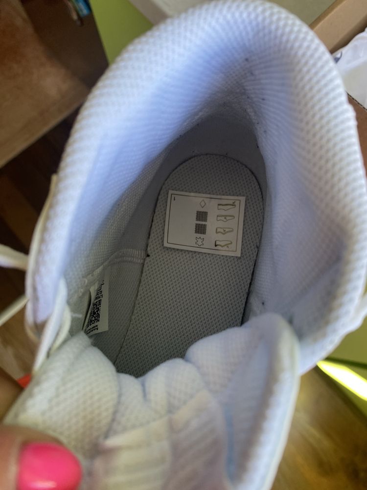 Кецове Nike 37,5 Чисто нови