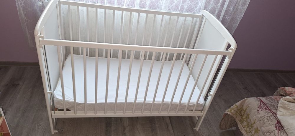 Vand patut bebe ca nou