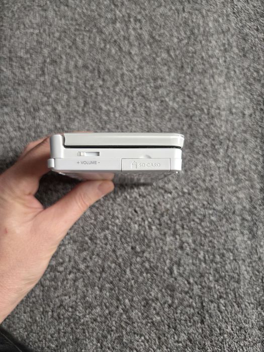 3DS Modat cu card de 64GB