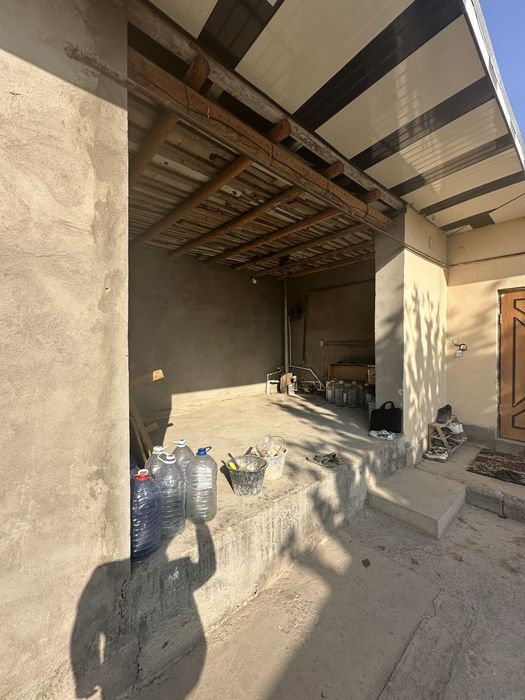 Zangiotada 6 sotix 3 xonali uy