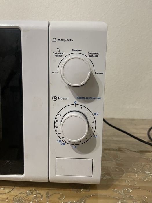 Продам микроволновку Midea