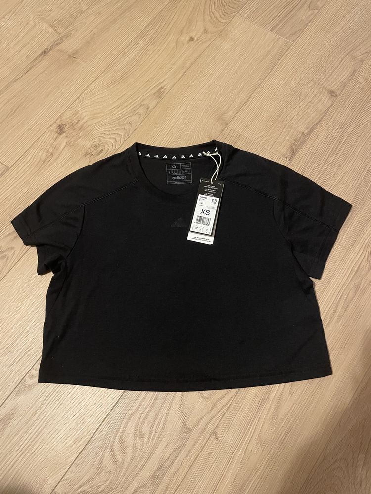 Tricou Adidas XS crop, negru