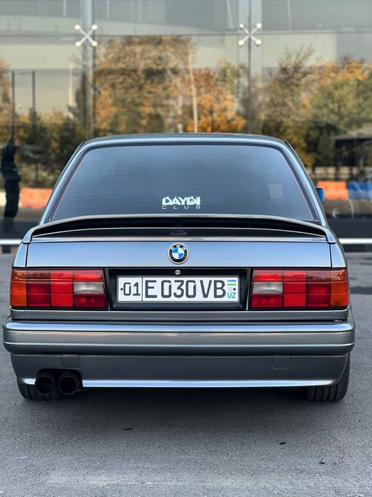 BMW E30 3-литровый