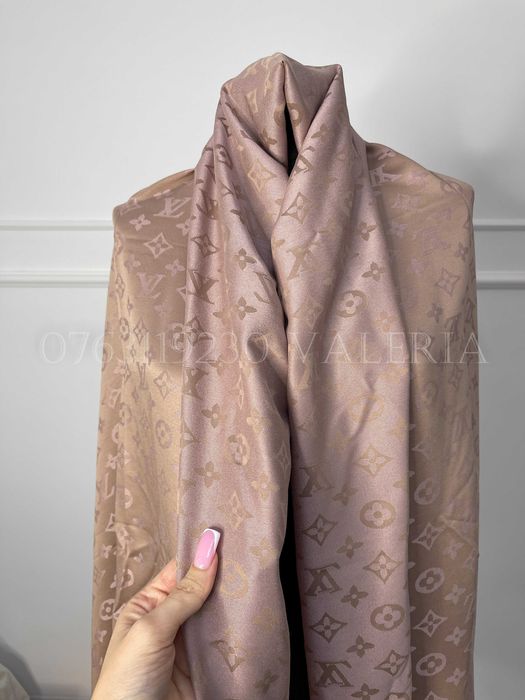 Esarfa/Sal Louis Vuitton  2 fetze