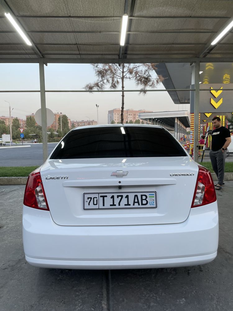 Lacetti 2013 1.6 A\T