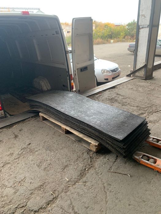 Резиновое напольное покрытие