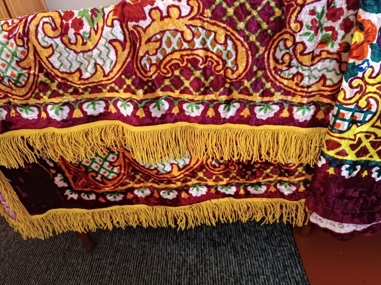 Асл эрон духобалари