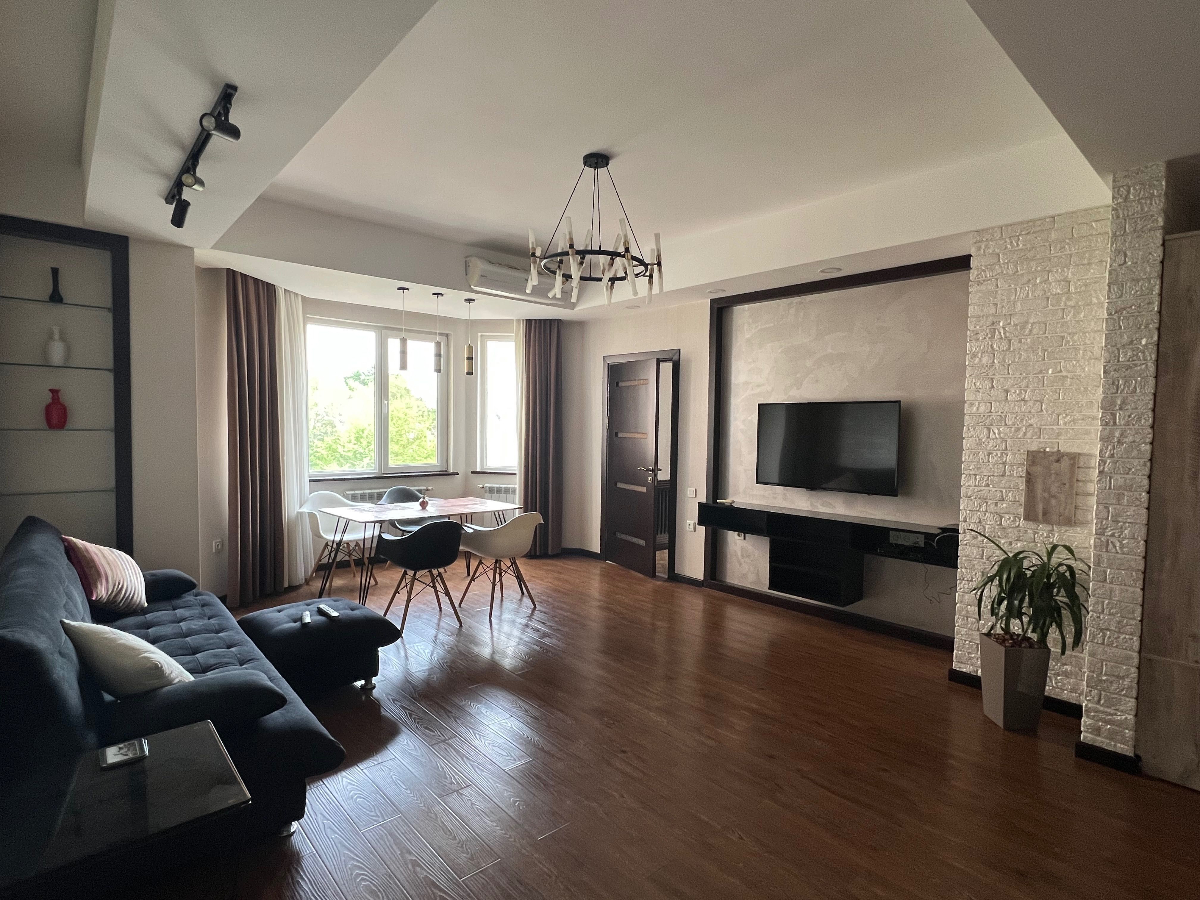 Ц-2 Сдается СВОЯ квартира в центре Алайский Гете ин-т Flat to rent