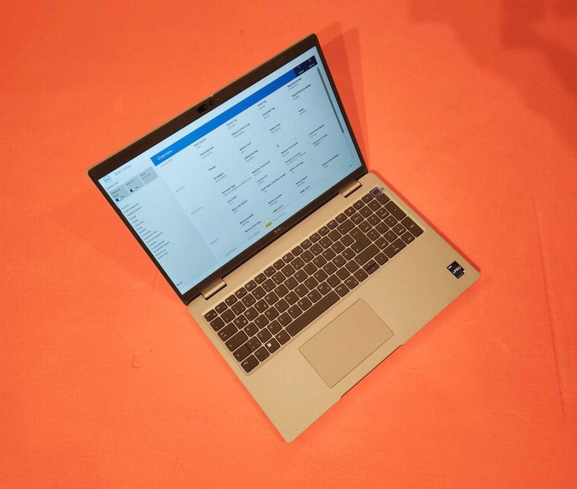 Dell Latitude 5540 i5 1335U 16/32 Gb Display 15.6 baterie 8 ore