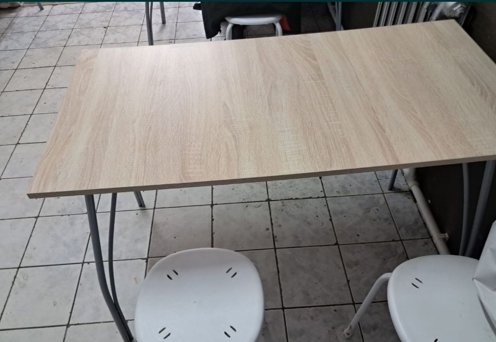 Стол размер 115×59см