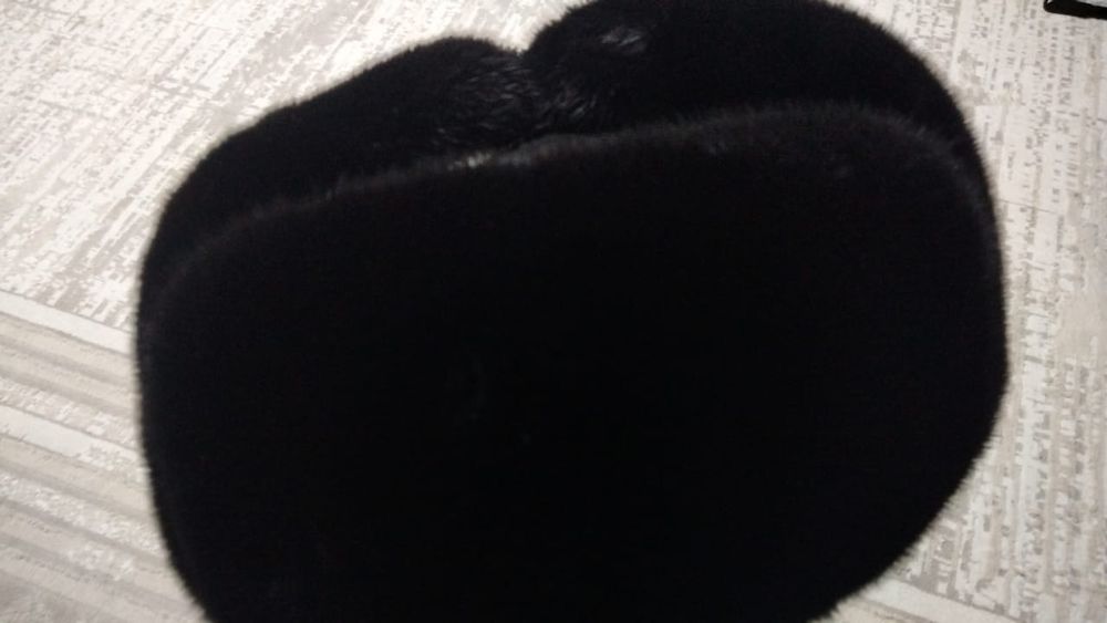 Продам норковую шапку новую, размер 60