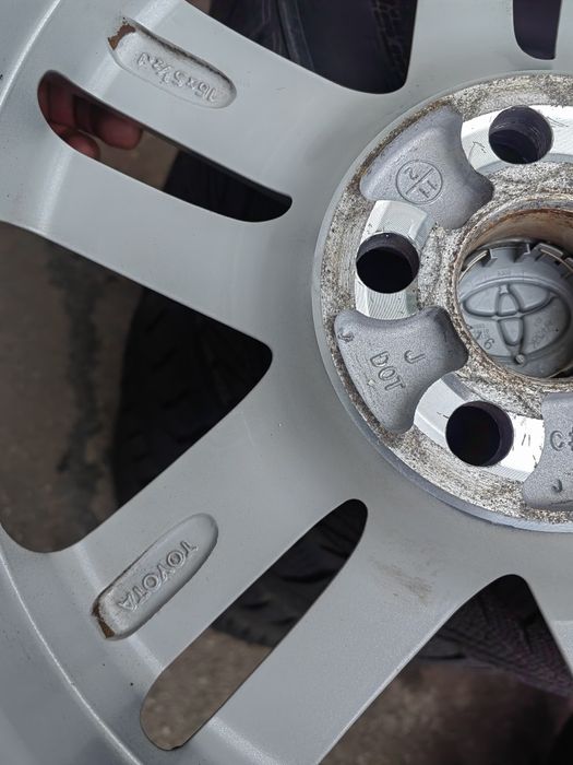 Оригинални джанти за Тойота (TOYOTA) 16"