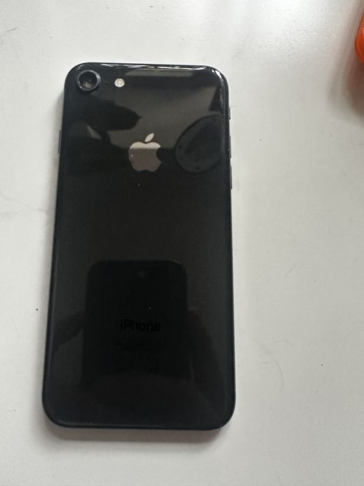 Iphone 8 64 gb stare excelenta