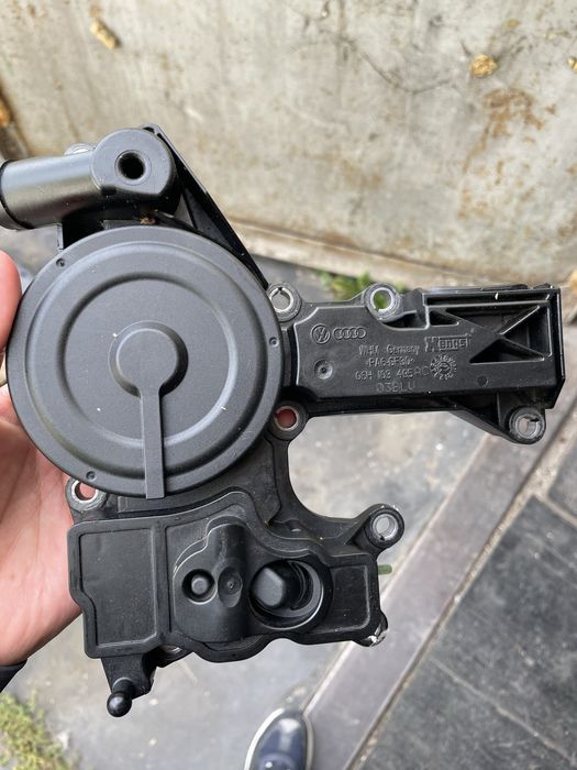 Клапан вентиляции картпрных газов