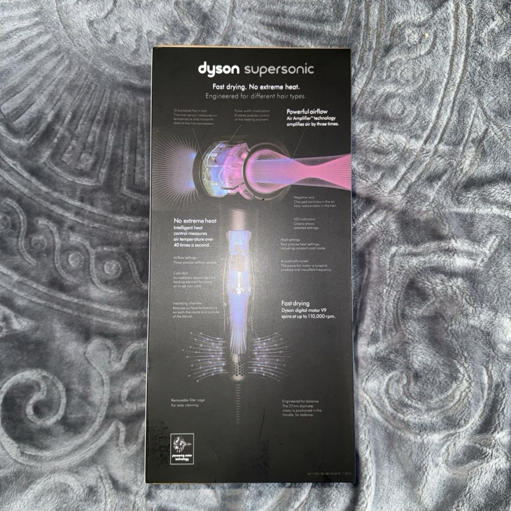 Сешоар Dyson supersonic HD08