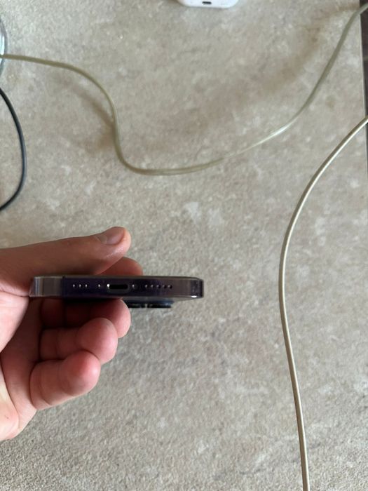 Iphone 14 Pro торга нет
