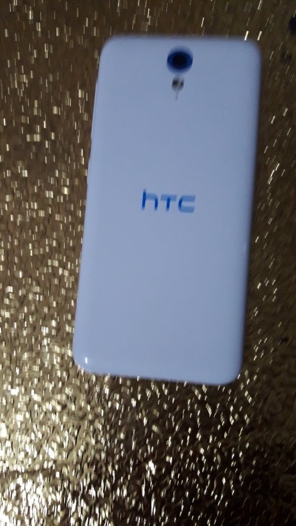 продам    телефон HTC
