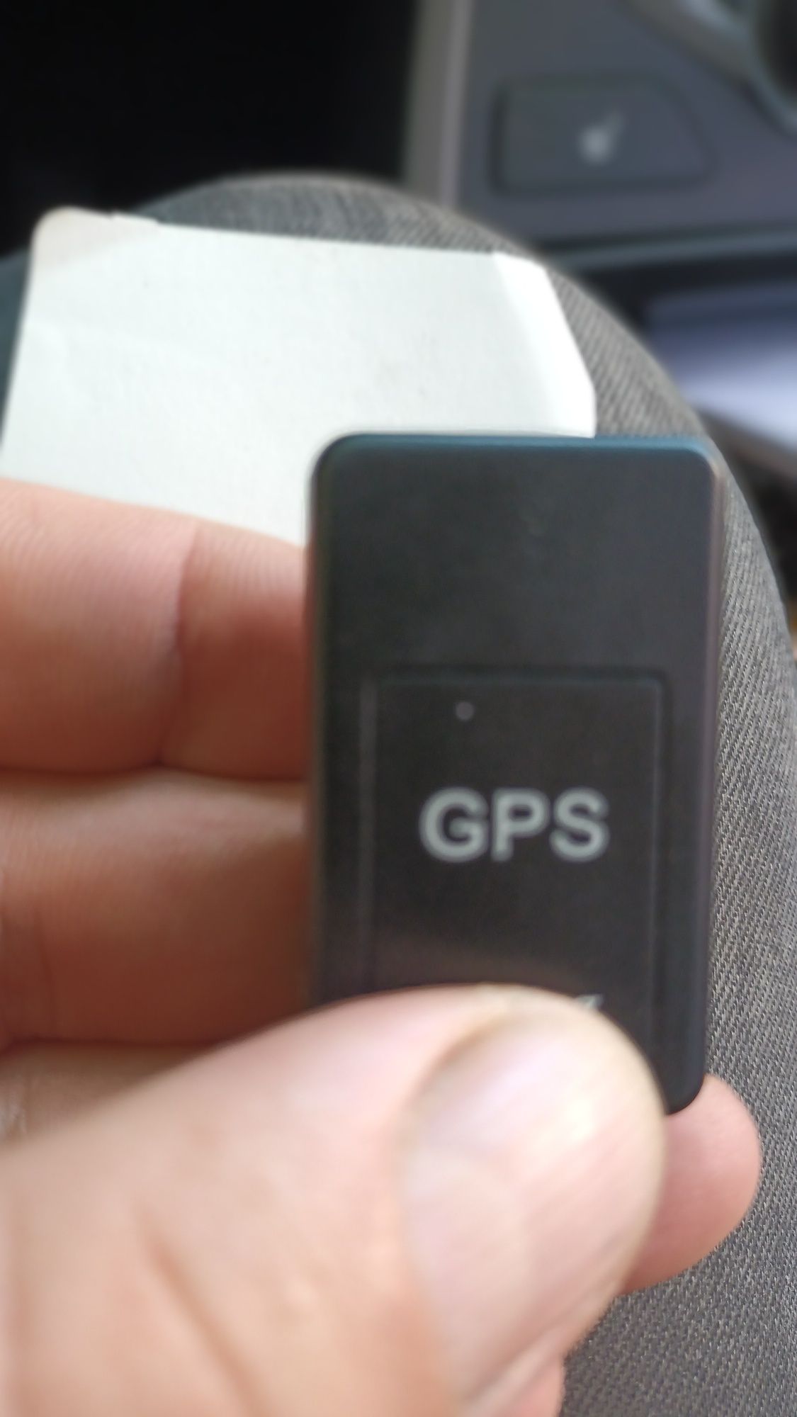 GPS  Cu magnet  cu baterie