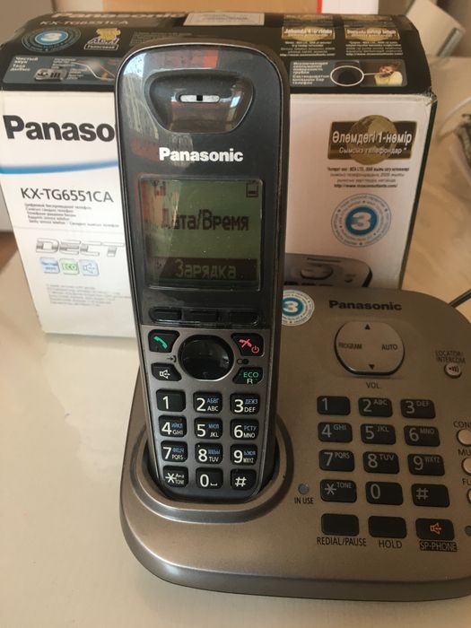 Телефон с трубкой Panasonlc