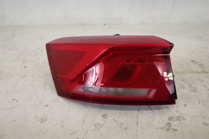 Стоп Ляв Преден Led Оригинален В Добро Състояние Фолксваген ВВ / Volks