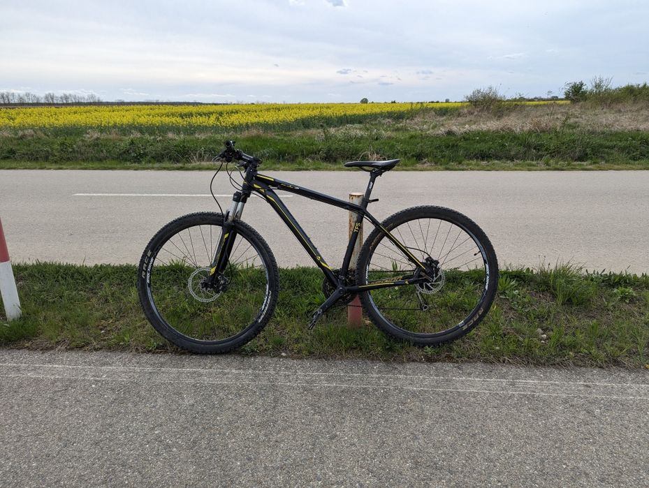 Vând bicicleta Merida 29"