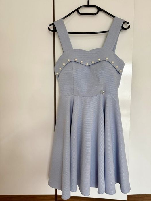 Официална рокля