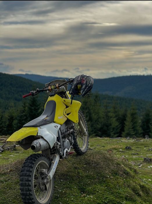 Vând suzuki drz 400E [ înmatriculat)