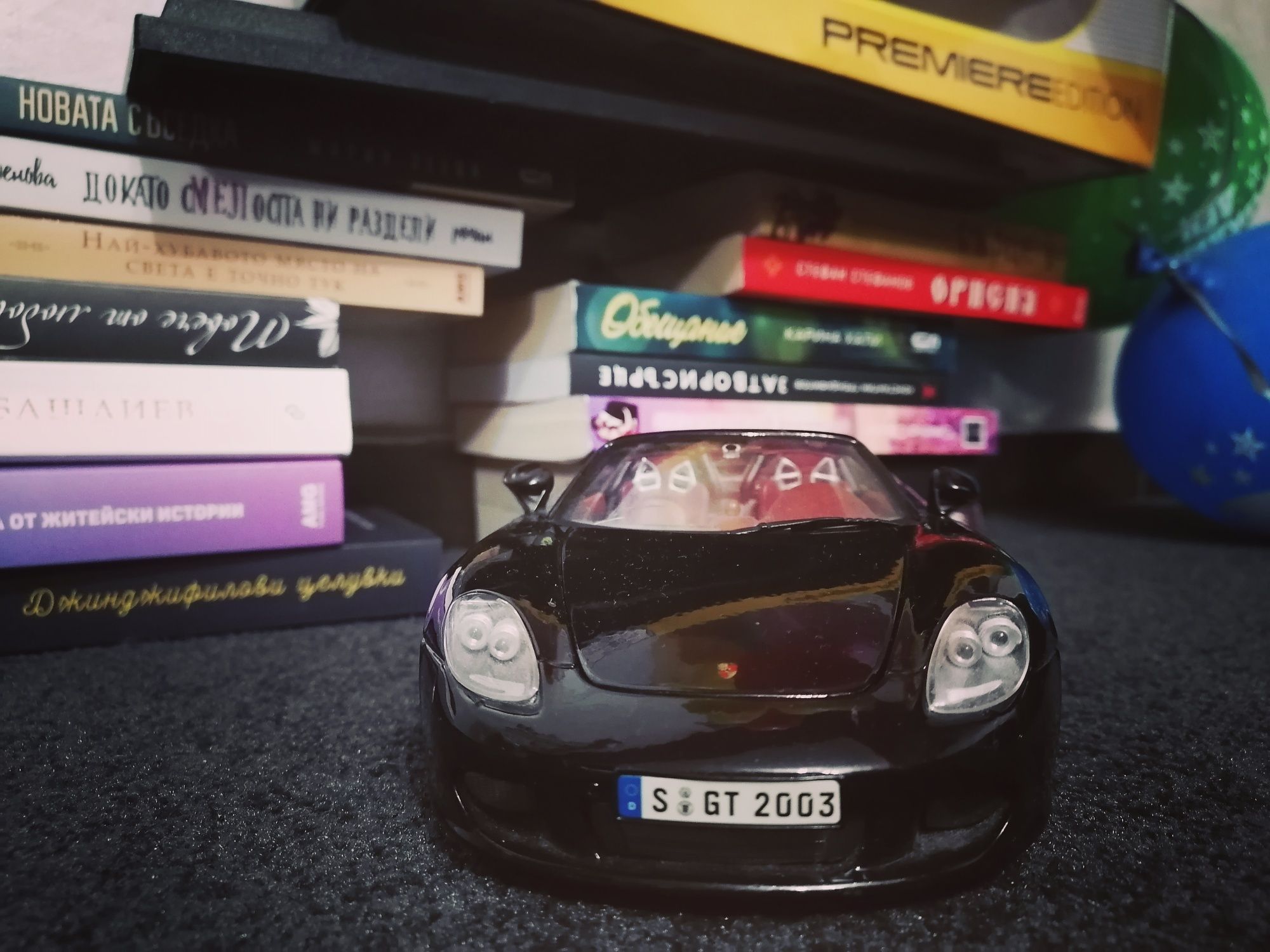 Porshe Carrera GT 1:18 Maisto