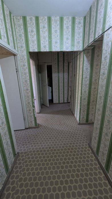 3 xonali uy, 2-etaj sotiladi