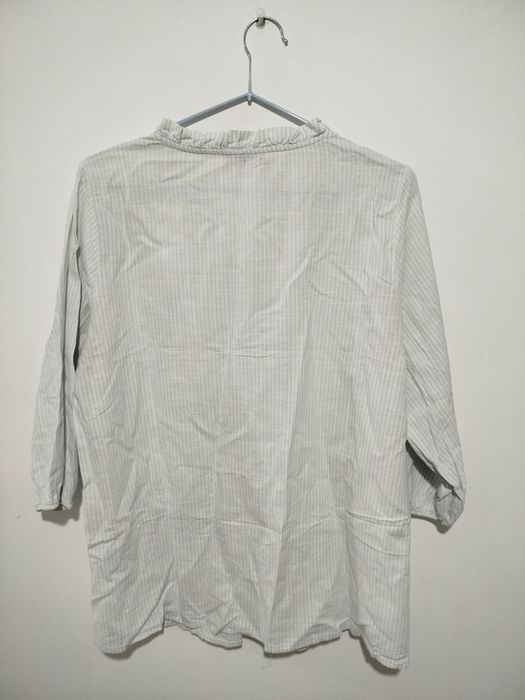 Отдам бесплатно женскую рубашку