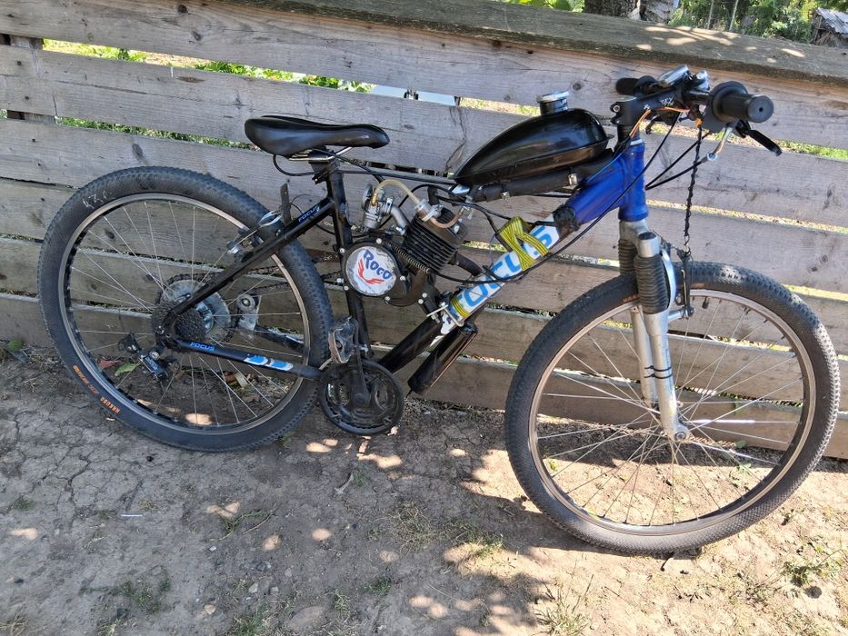 Vand bicicleta cu motor 80cc sau schimb cu scuter