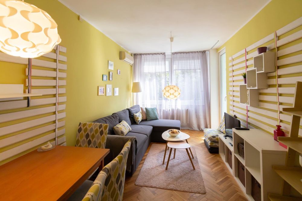 Дава се под наем Тристаен апартамент в София, Иван Вазов - 94 кв.м за 850 € - Снимка #1