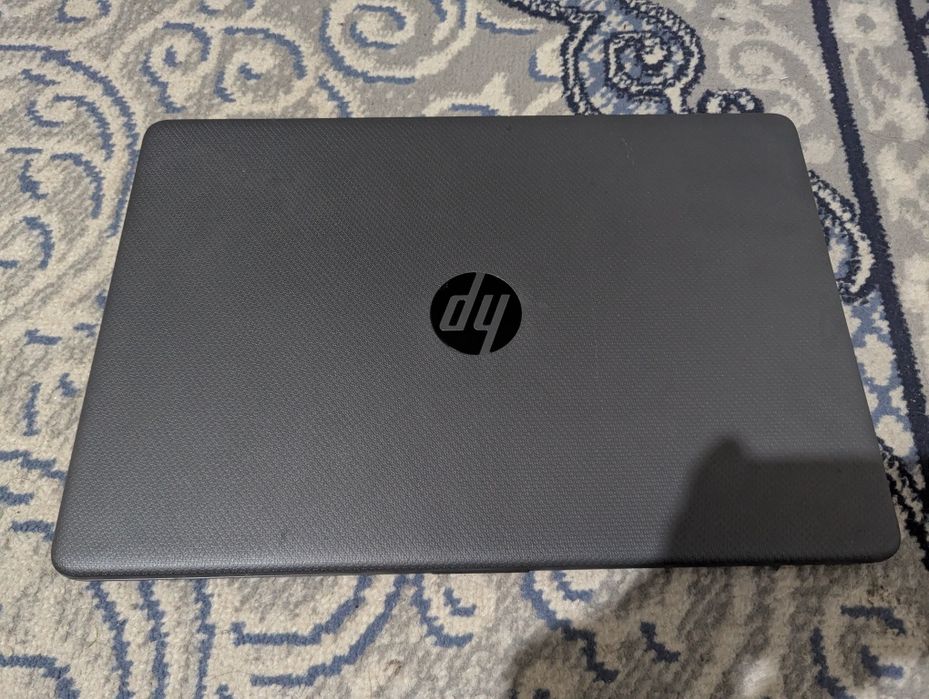 Hp ноутбук сотилади