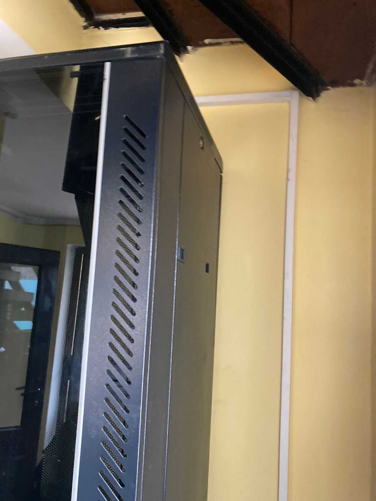 Шкаф серверный 600х600х2000