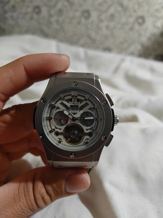 Чесы Hublot механические