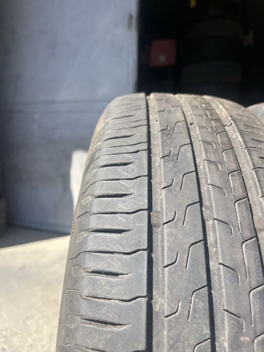 2 бр. летни гуми 185/65/15 Continental DOT 0720 5 mm