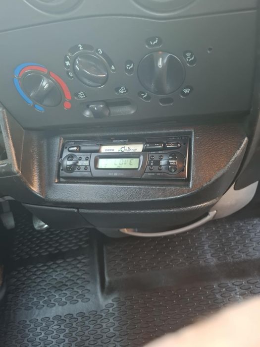 Продавам  IVECO Daili 35C13