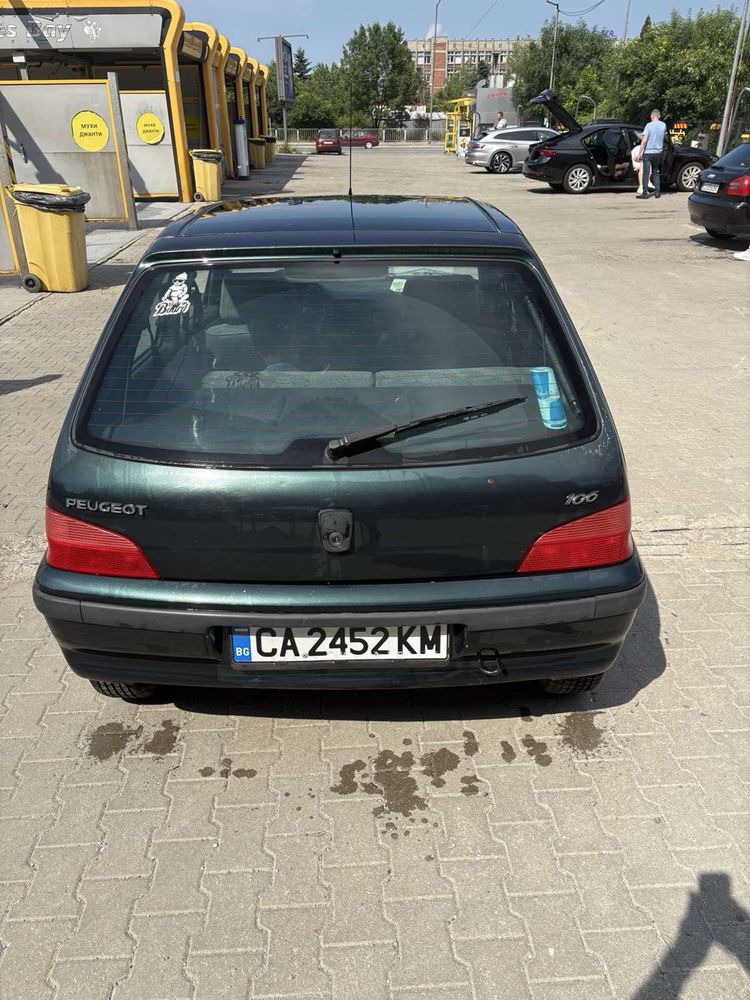 Продавам Пежо 106