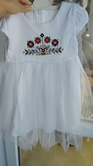 Детска рокля с шевица р-р 98